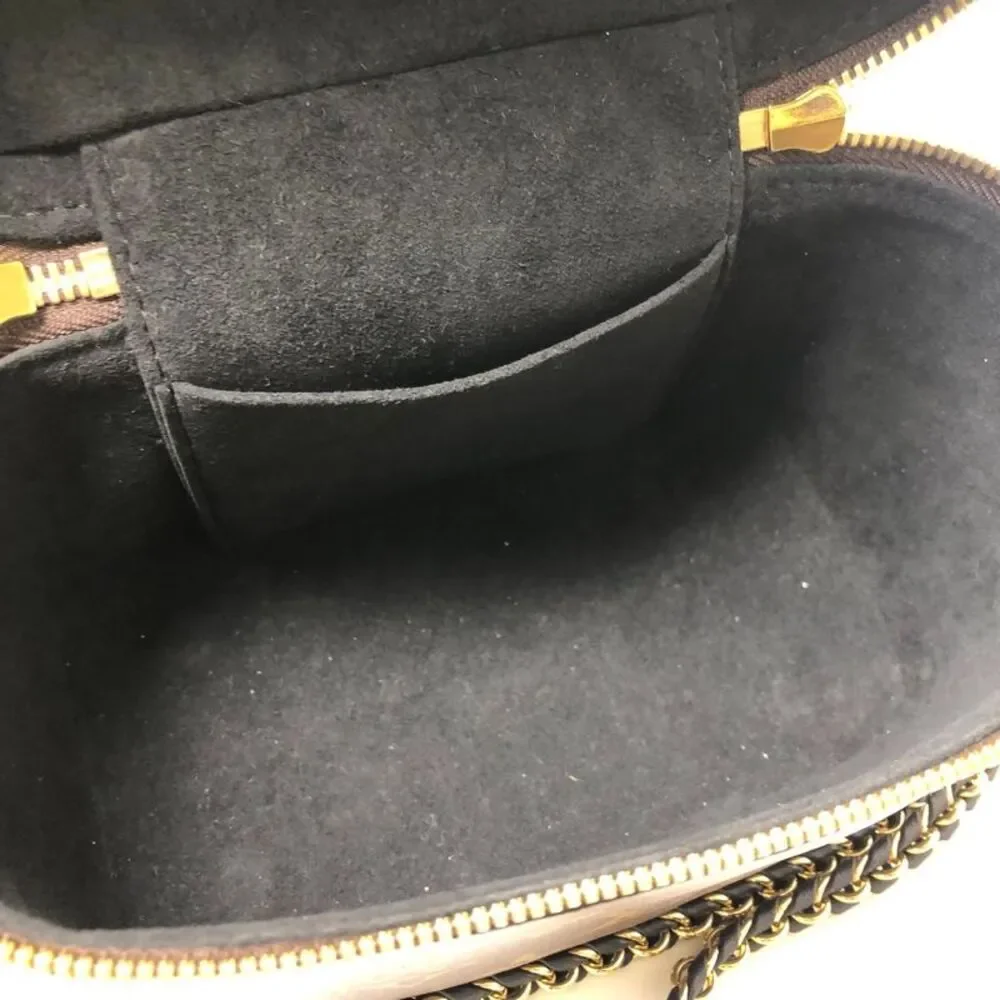 Louis Vuitton Women Pre-Loved Bag Very Good Condition